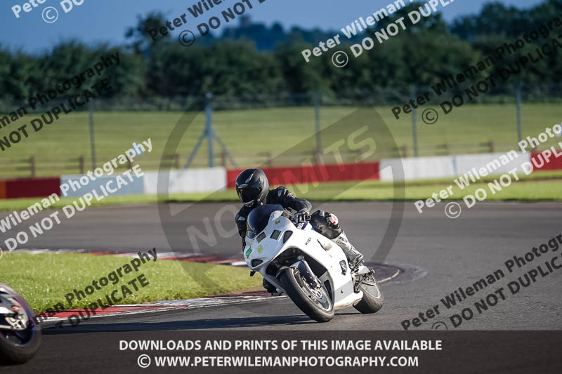 donington no limits trackday;donington park photographs;donington trackday photographs;no limits trackdays;peter wileman photography;trackday digital images;trackday photos